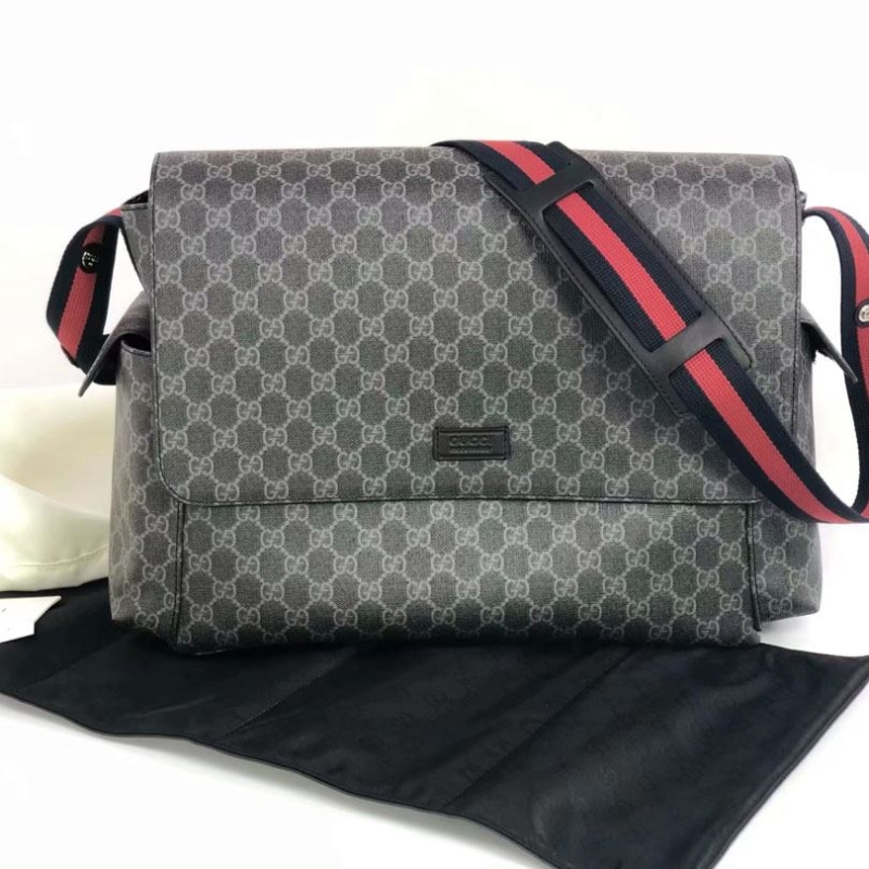 G*u*i travel bags